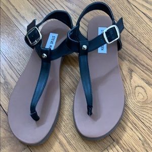 “Thong” strap Sandals